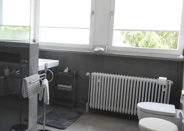 Oberwerth 아파트 *